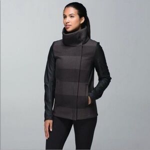 Lululemon Brisky Biker Sweat Life Jacket in Black Soot Stripe